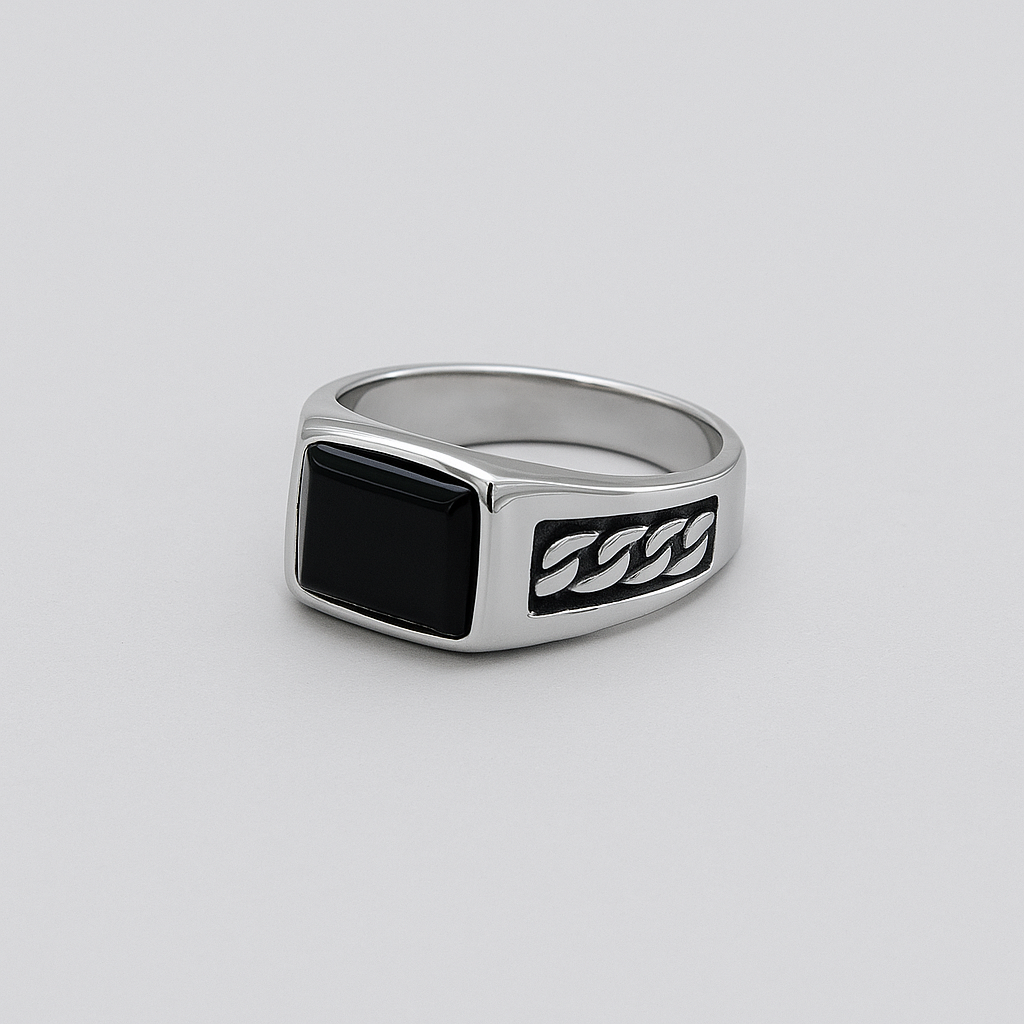 Black Stone Chain Ring