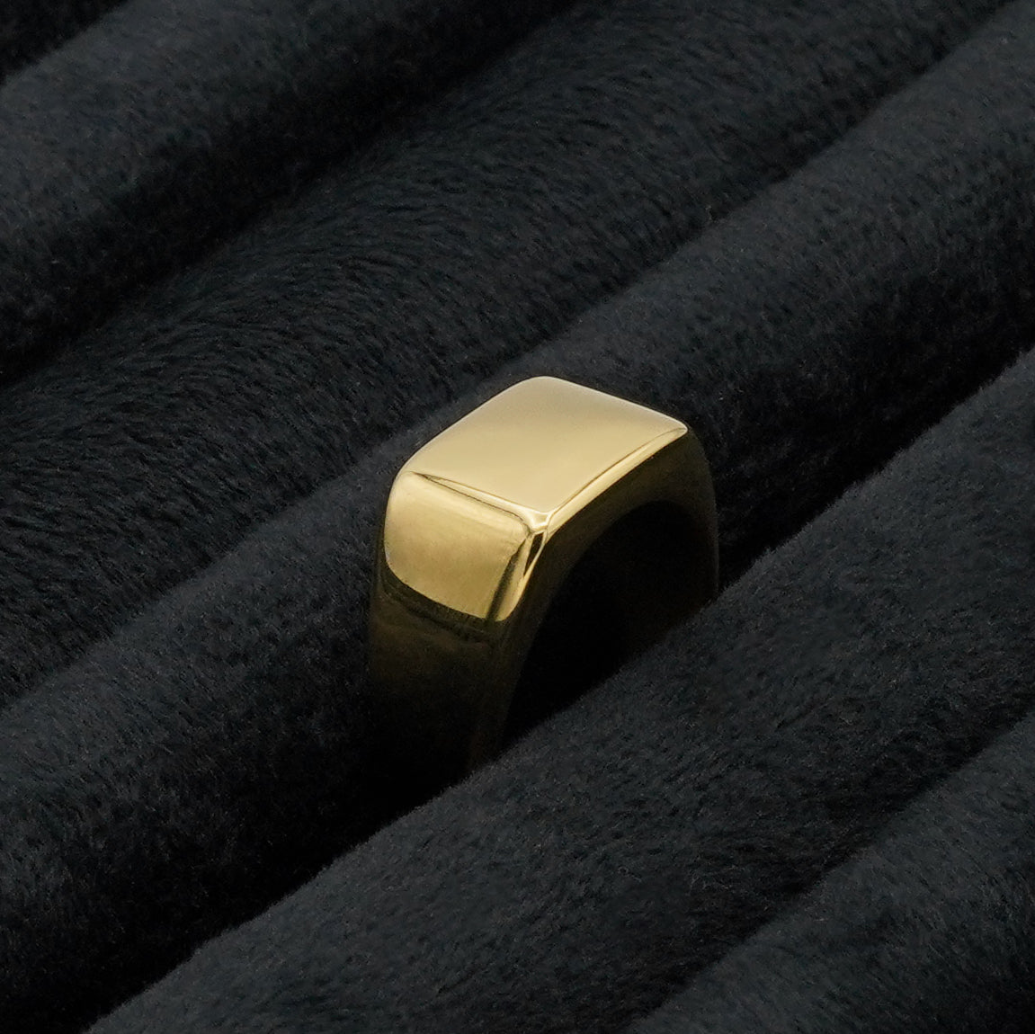 Plain Square Signet Ring (Gold) - Biraaj