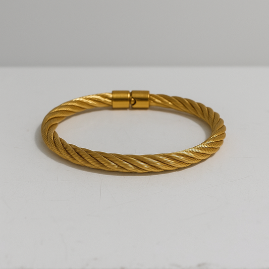 Twisted Cuff Bangle (Gold)