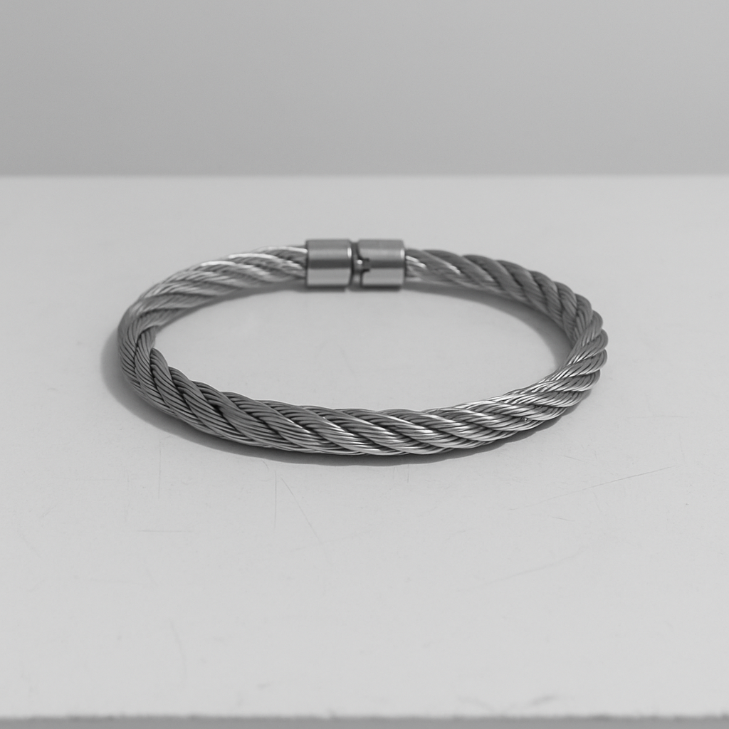 Twisted Cuff Bangle (Silver)