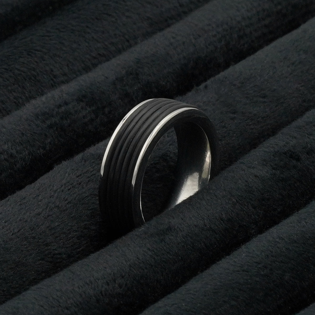 Dual-Tone Grooved Band Ring - Biraaj