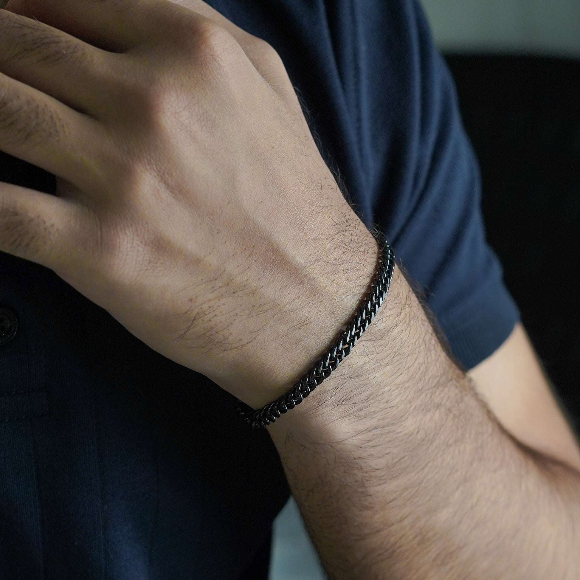 Cubin Bracelet (Black) - Biraaj
